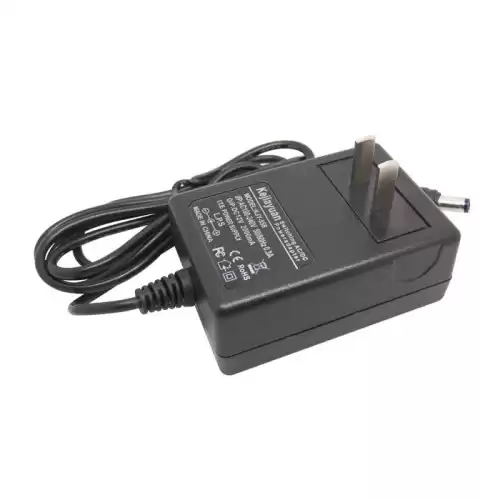 12 V 2 A: Adaptador de corriente
