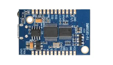 Walkie talkie DMR con tecnología TDD y soluciones para abordar problemas de ruido TDD.